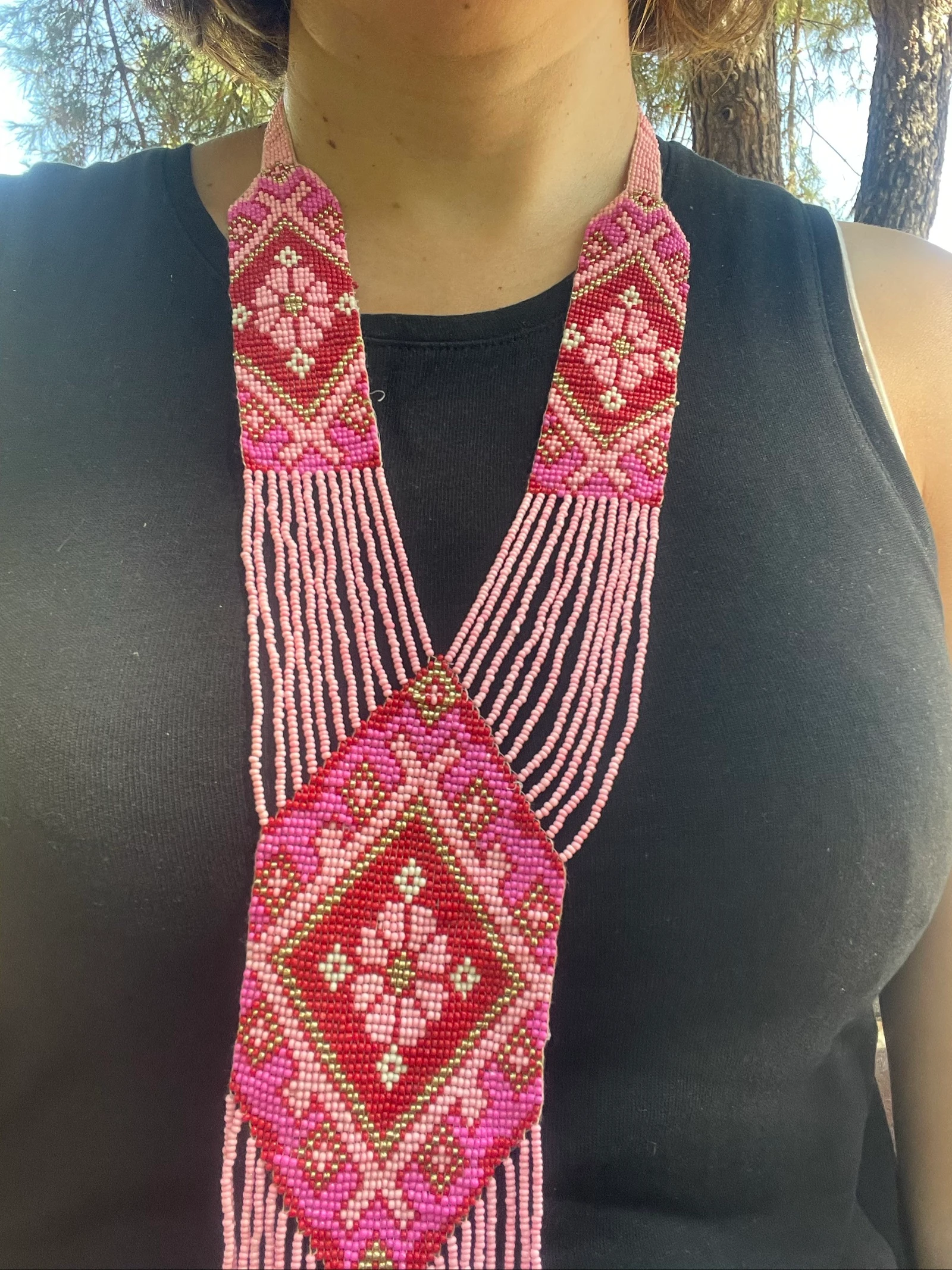 Collier tribal fait à la main avec perles roses, déclaration ethnique bohème – photo 5